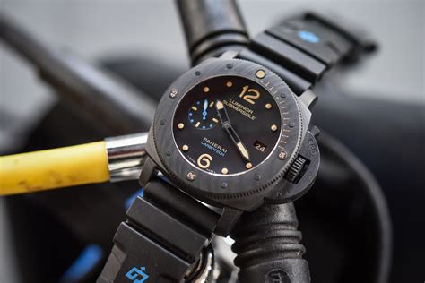 panerai luminor submersible 1950 carbotech